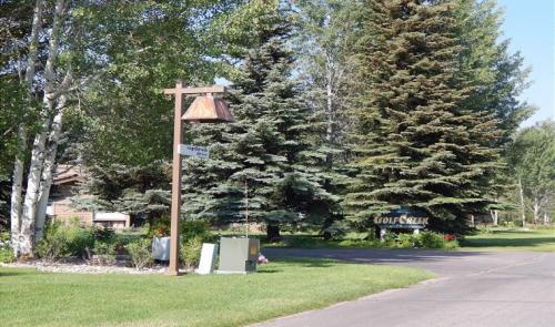 Jackson Hole House | Golf Creek 11