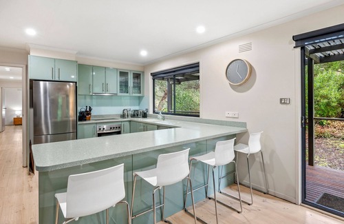 Anglesea House | Golf Edge I Backs onto golf course!