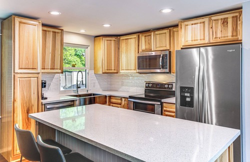 East Port Orchard House | Golf, Hike, Dine & Relax: Home in Port Orchard