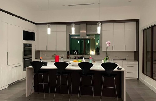Crystal Harbour Villa | Golf lovers' paradise with resort style amenities(Pet Friendly)