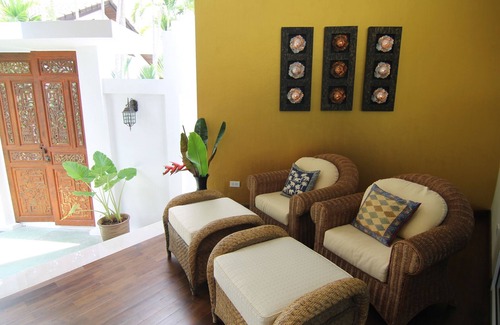 Huai Yai Villa | Golf paradise!Villa Daily. Service, exclusive quiet location with garden and jacuzzi