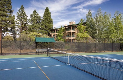 Klamath Falls Condo | Golf Resort Condo ~ Running Y ~2 Bed/2 Bath (Sleeps 6) ~Pool~Hot Tub