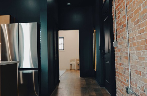 Sidney Apartment | Golf Simulator and King Size APT - Downtown Sidney Ohio