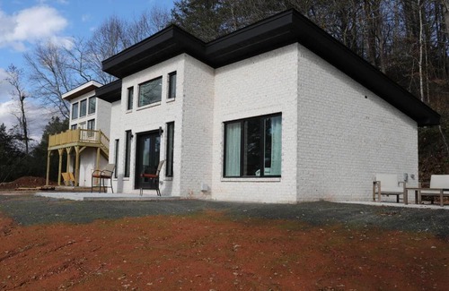 Mount Airy House | Golf Views Mount Airy
