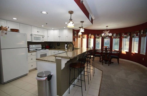 Pigeon Forge Condo | Golf Vista Condo, Dollywood Ln. Pigeon Forge, TN