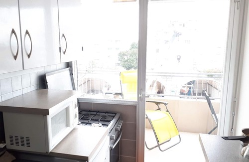 Golfe Juan Apartment | GOLFE JUAN, 150 m from the beach, F2, bright, 43m2, balcony 14m2, sea view + garage