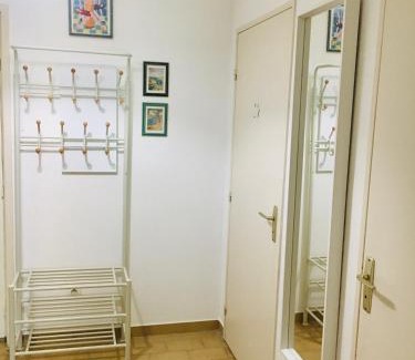 Golfe Juan Apartment | Golfe Juan, quiet apartment with pool, near the beach