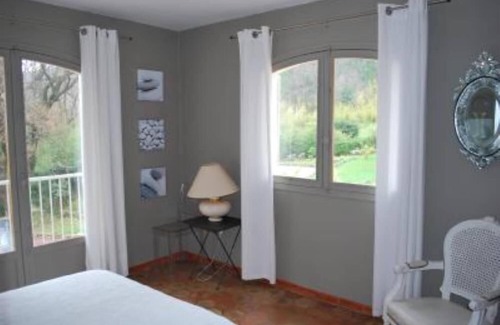 La Garde-Freinet Villa | GOLFE ST TROPEZ MAGNIFICENT VILLA 5 BED POOL Small sea view