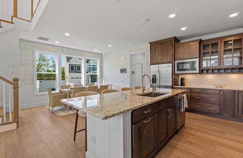 Long Neck House | Golfer's Paradise Awaits! Tee up your dream lifestyle in fully furnished home!