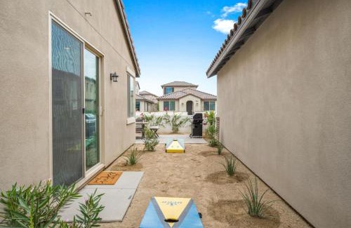 La Quinta House | Golfers Paradise Brand New 2b 2b Home at PGA West