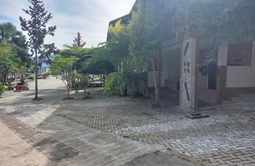 Simanindo Hotel | Gondang Sivali Hotel