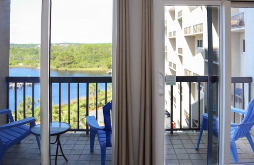 Sunnyside Condo | Gone Coastal Condo- Beach Front!