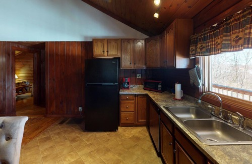Carbon Hill Cabin | Gone Fishin' - Cabins in Hocking