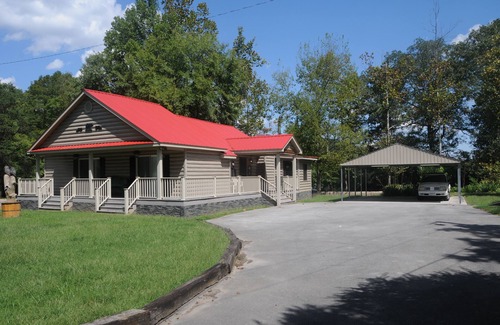 Pigeon Forge Cabin | Gone Fishin Pigeon Forge Cabin, Hot Tub, Fire Pit, Creek View, Easy Access