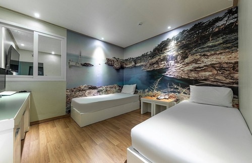 Gongju Hotel | Gongju Soo