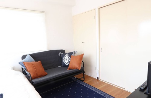 Chigasaki Apartment | Good access to Kamakura and Enoshima/2DK50 sq.m. Exclusive! Top floor/Near station/Up to 3 adults