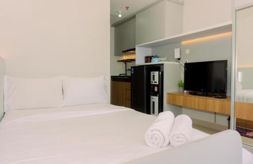 Ciputat Apartment | Good Deal and Simply Look Studio Room at Transpark Bintaro Apartment By Travelio