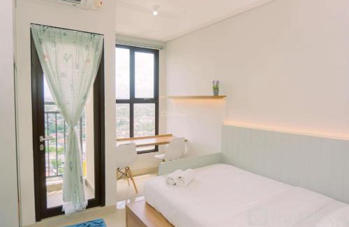 Ciputat Apartment | Good Deal and Simply Look Studio Room at Transpark Bintaro Apartment By Travelio