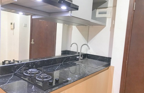 Suko Manunggal Apartment | Good Deals And Relaxing 2Br At Grand Sungkono Lagoon Apartment