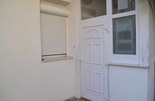 Sarajevska Apartment | Good located, Quiet & Cozy apartment - perfect for two people!