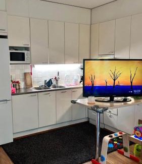 Itainen District Apartment | Good location close to East Center