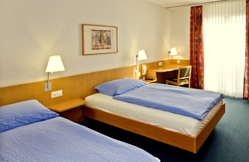 Brig Hotel | Good Night Inn