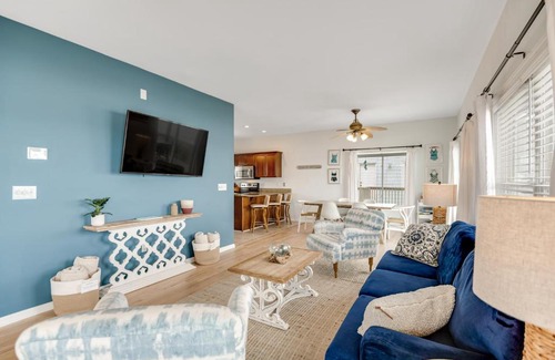 Surf City House | Good Tide-ings