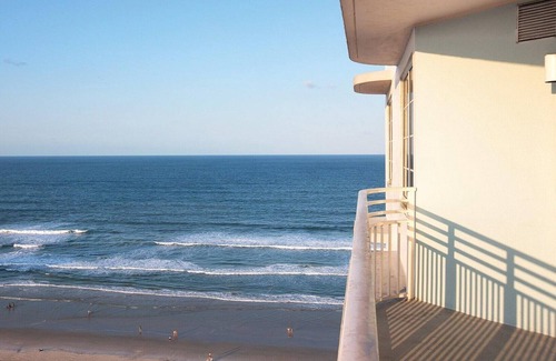 Daytona Beach Condo | Good Times and Tan Lines!