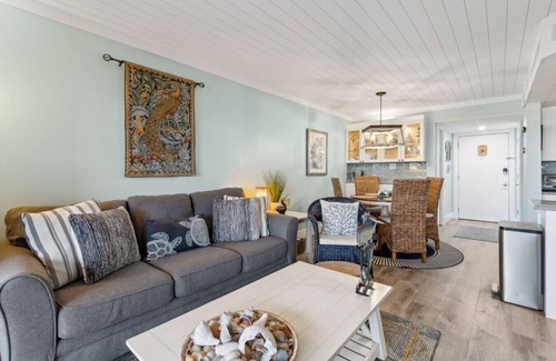 Fernandina Beach Condo | Good Vibes and High Tides