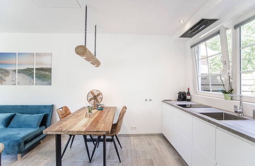 Zandvoort Apartment | Good Vibes Romantic Studio incl. free private parking