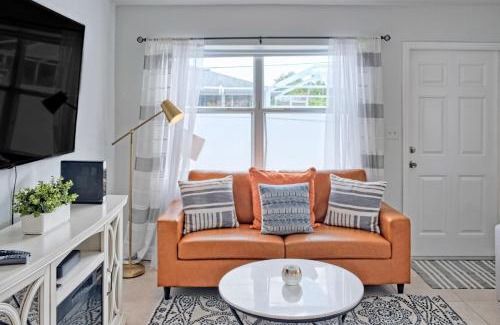 Naples Park House | Good Vibes - Serenity