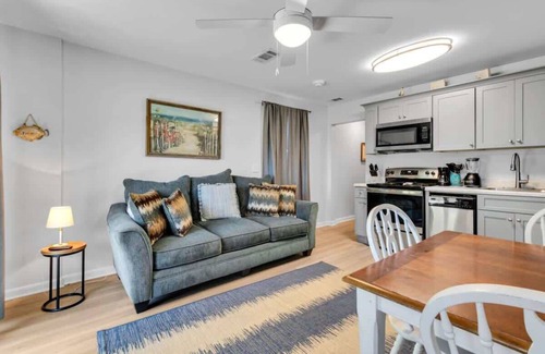 Fort Morgan Condo | Good Vibes - The Affordable Beach Vacay