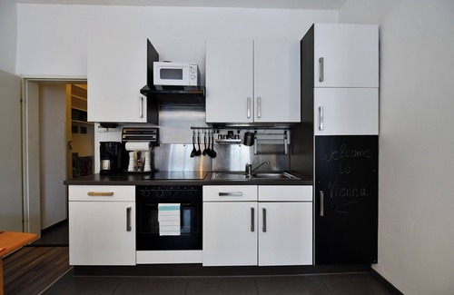 Ottakring Apartment | GOODMAN'S HOME 6
