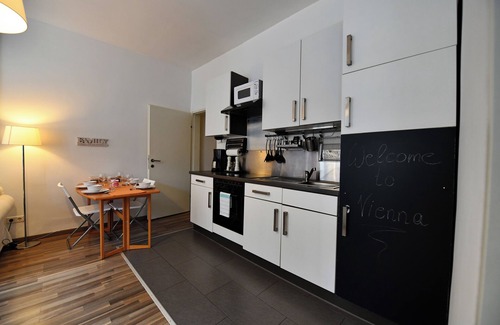 Ottakring Apartment | GOODMAN'S HOME 6