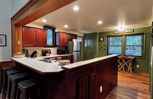 Oneonta House | Goodyear Lake waterfront home sleeps 13. Near Dreams Park, Cooperstown.