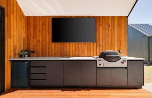 Torrumbarry House | Goolwa River Retreat