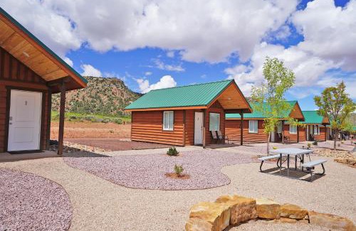 Apple Valley Cabin | Gooseberry Lodges Zion National Park Area