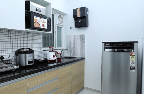 Malad East Apartment | Goregaon Exhibition 2 BHK- Perfect Business Stay