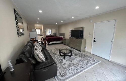 Del Rey Apartment | Gorgeous 1 Bedroom Apartment