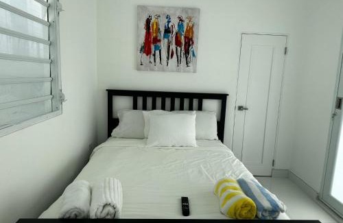 Parque Apartment | Gorgeous 1-Bedroom Beachside Suite