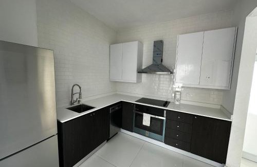 Parque Apartment | Gorgeous 1-Bedroom Beachside Suite