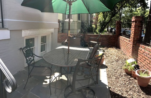 Capitol Hill House | Gorgeous 1BR apt/Capitol Hill/Eastern MarketnEntire rental unit in Washington