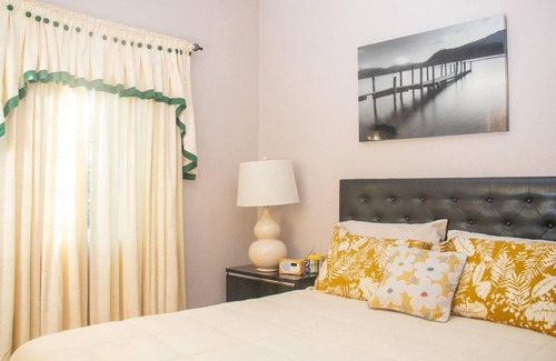 Saint John Parish Apartment | Gorgeous 2-bed Apartment 3 in St Johns Cosy