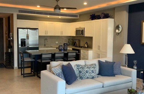 Romantic Zone Condo | Gorgeous 2 Bedroom Oceanview Condo Romantic Zone
