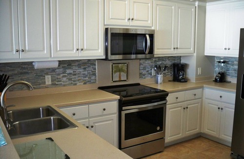 Thomas Drive Condo | Gorgeous 2 Bedroom, King Beds; Spectacular Gulf Views; Mo Winter Rates available