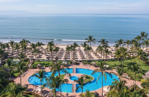 Nuevo Vallarta Condo | Gorgeous 2 + Bedroom Condo in Playa Royale Community!