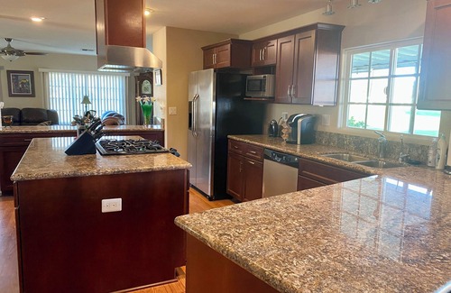 Thousand Palms House | Gorgeous 2-bedroom mobile home in Thousand Palms with WiFi, AC