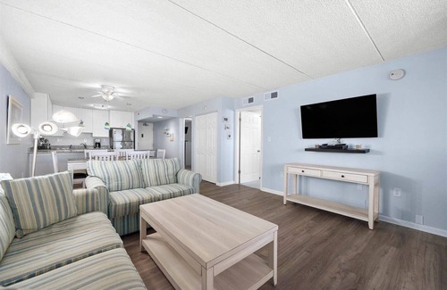 North Ocean City Condo | Gorgeous 2 Bedroom Atlantis Condo Steps from the Beach!