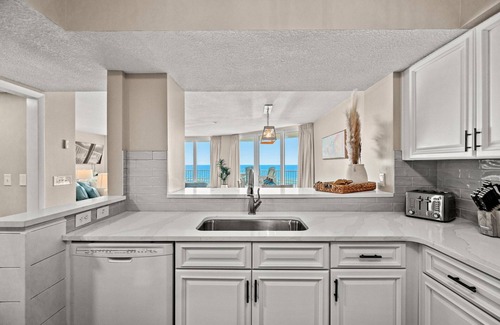 Gulf Lagoon Beach Condo | Gorgeous 2023 Remodel - Dunes of Panama - Gulf Front