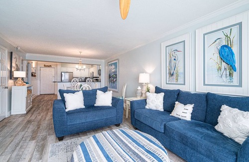 Destin Condo | Gorgeous, 2BR/2BA Condo at Pelican Beach Resort with Amazing Gulf Views!